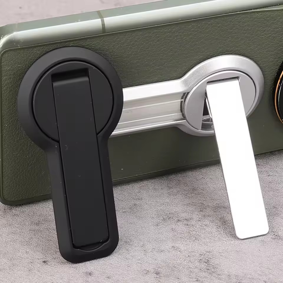 Supporto Pieghevole Ultra Sott - Kickstand Adjustable recensione e prezzo